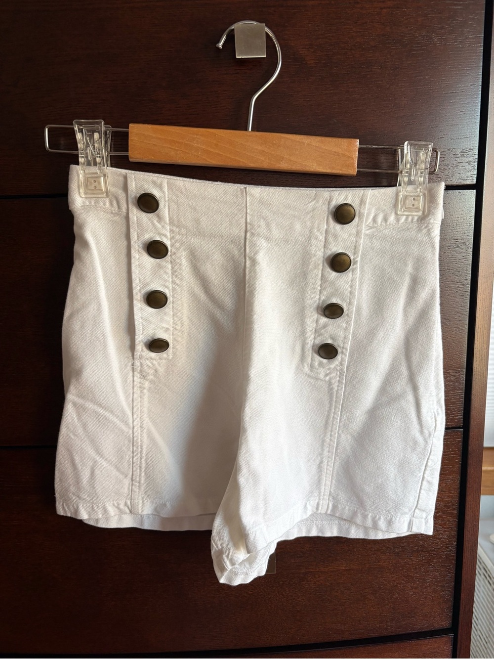 Abercrombie High-Waist White Button-Front Women’s Shorts